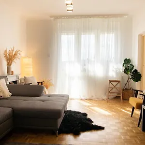  Apartman Firpo